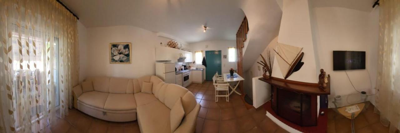 Mina House Holiday home Siviri
