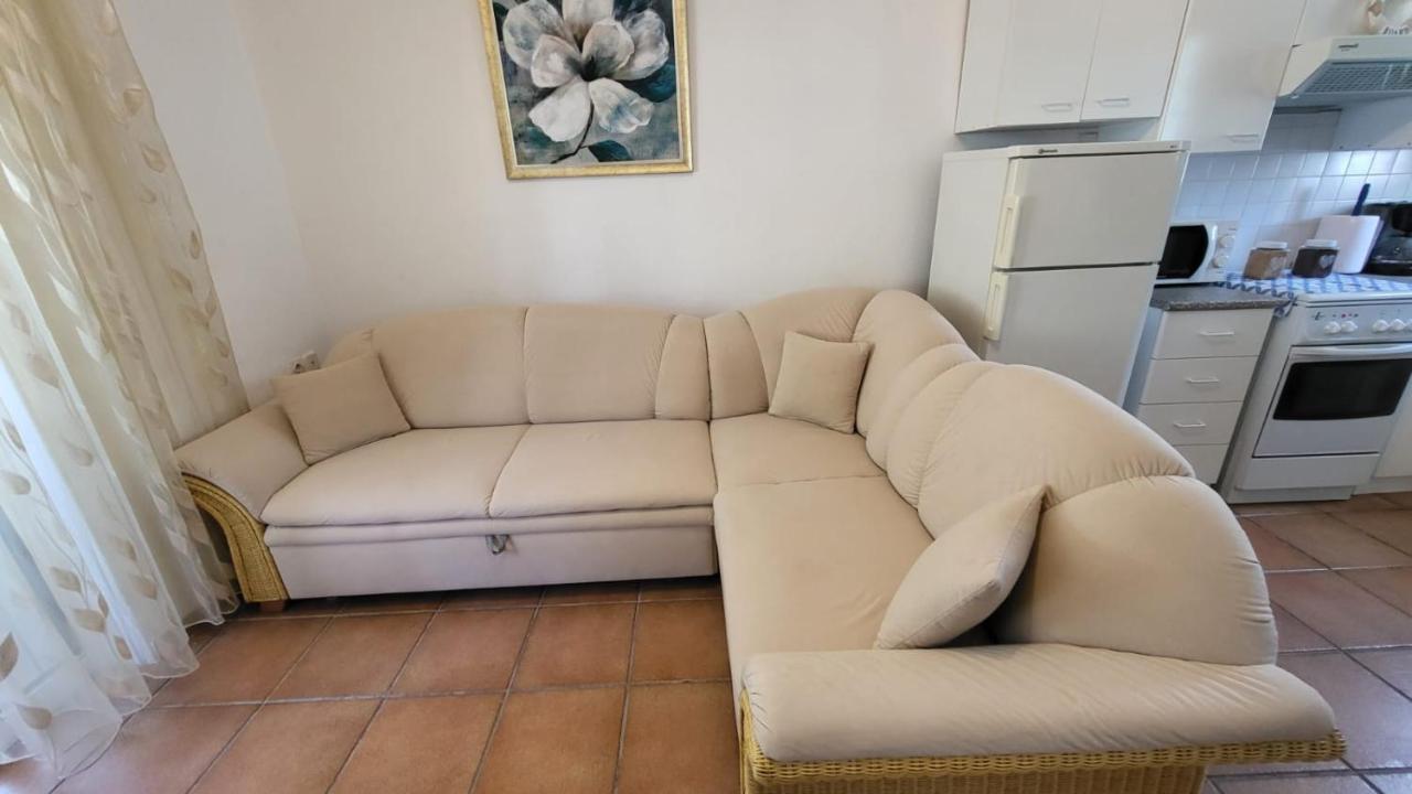 Mina House Siviri